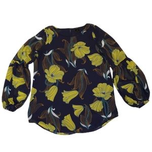 Ann Taylor Top Blouse Size S Floral Navy Blue Half Bell Sleeves